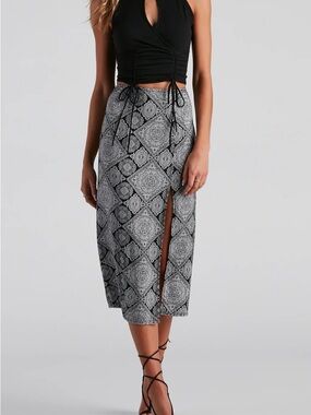 NWT Windsor Challis Boho Slit Midi Skirt - Black & White Medallion - Small